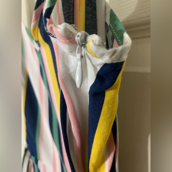 Romper, Forever 21 - Picture 3 of 4